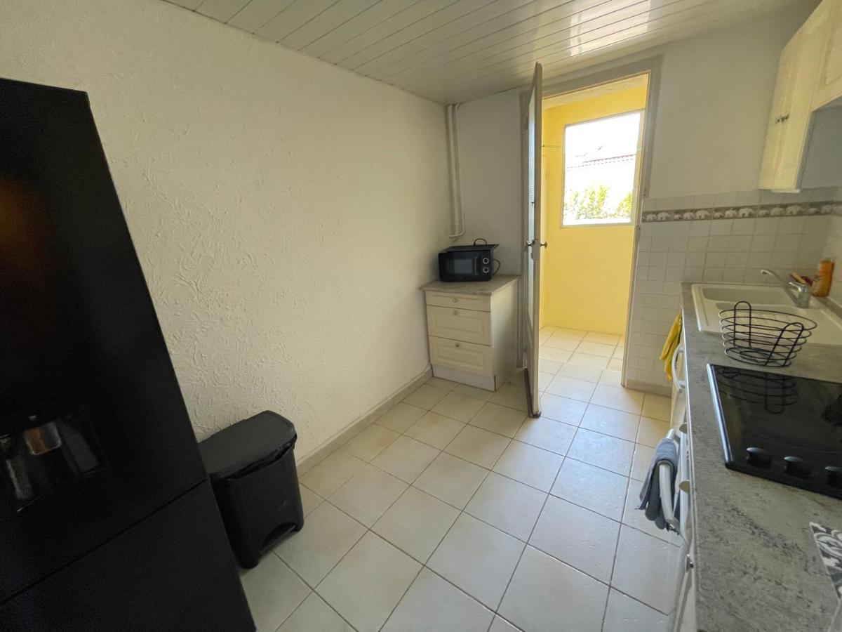Appartement Spacieux Avec Parking Gratuit 塞特港 外观 照片
